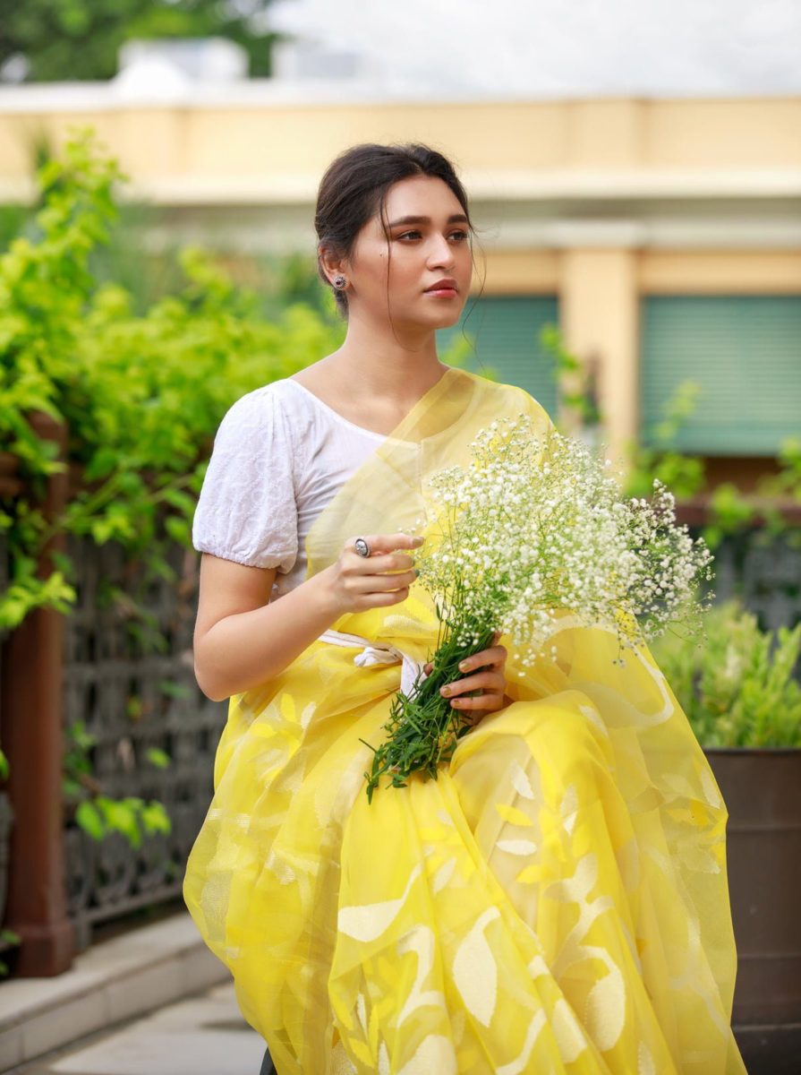 Buy Soft & Graceful. Pure Handwoven Khadi Cotton Saree (With Blouse Piece)  - Lemon Yellow with Large Gold Sequins Online