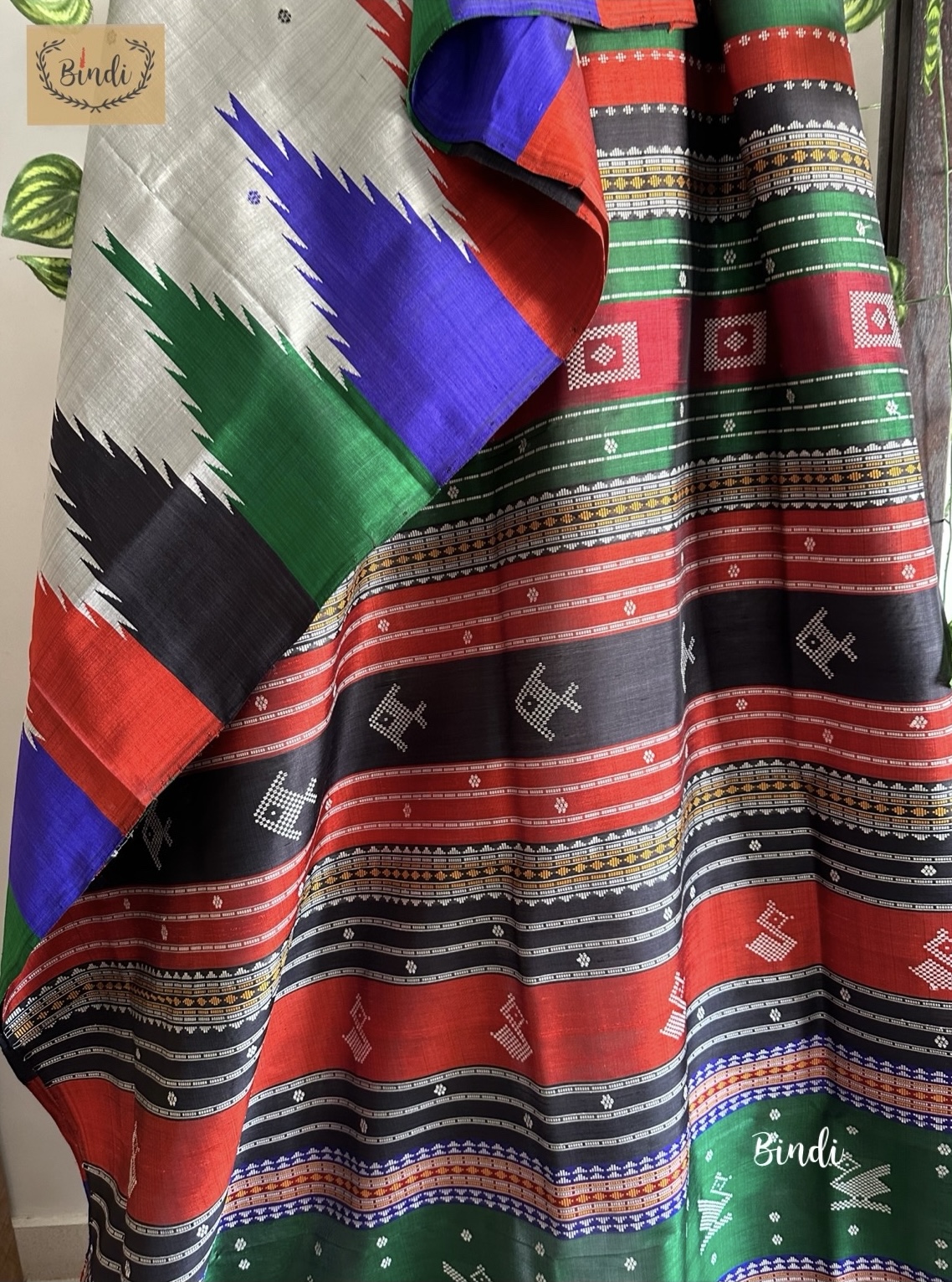 saree43/366 Here is an another exclusively handoven famous Berhampuri Patta  saree from Odisha. For price click https://bit.ly/2wdnw6q .One Berhampur...  | By Suumayaweaves | Facebook